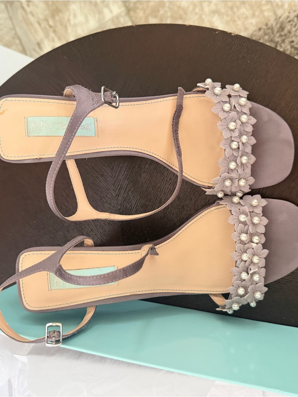 Women's Floral Pearl Accent Lilac Heeled Sandals